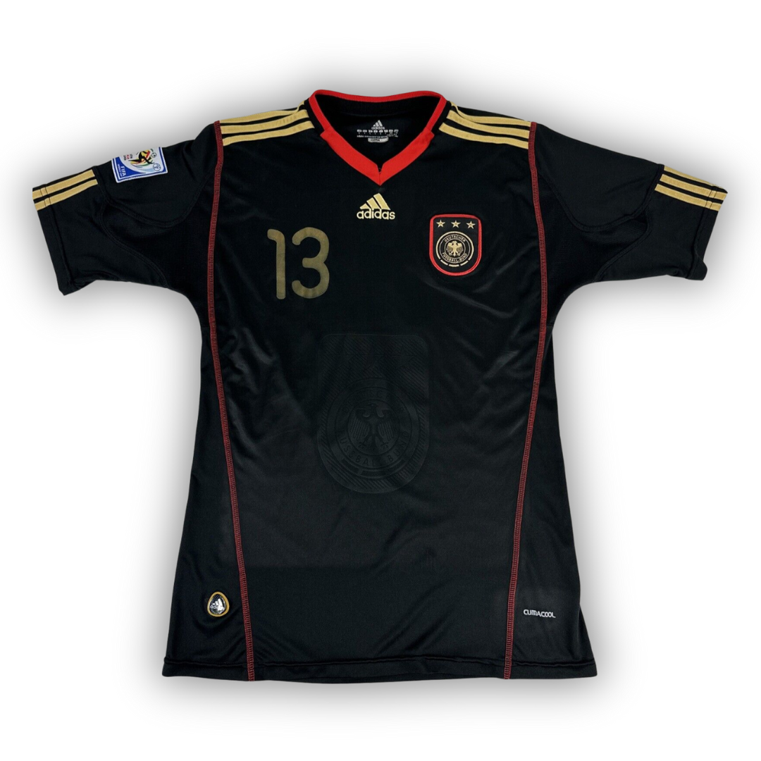 2010 – DEUTSCHLAND AUSWÄRTS | RETRO