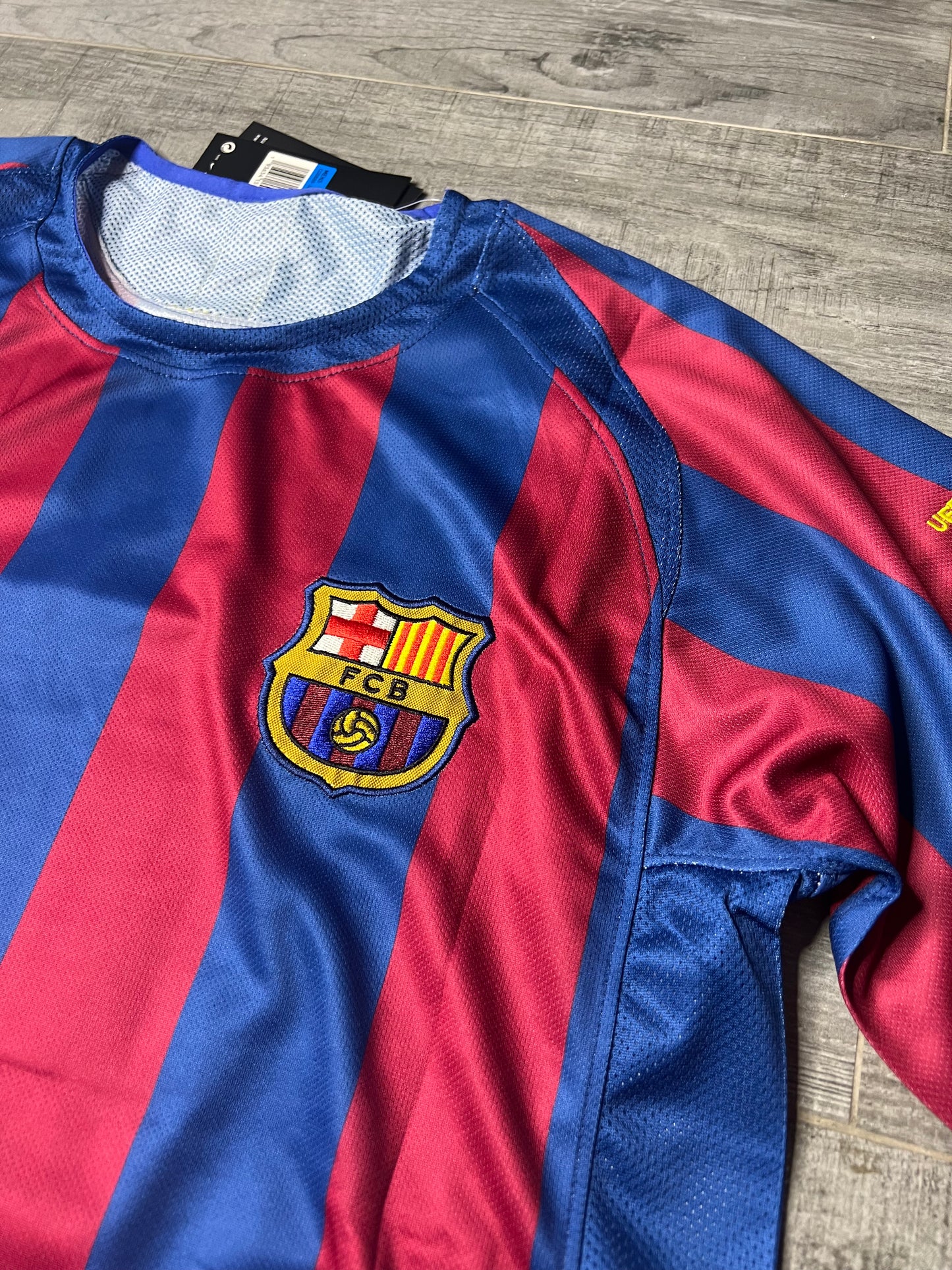 2005-06 - BARCELONA HOME | RETRO