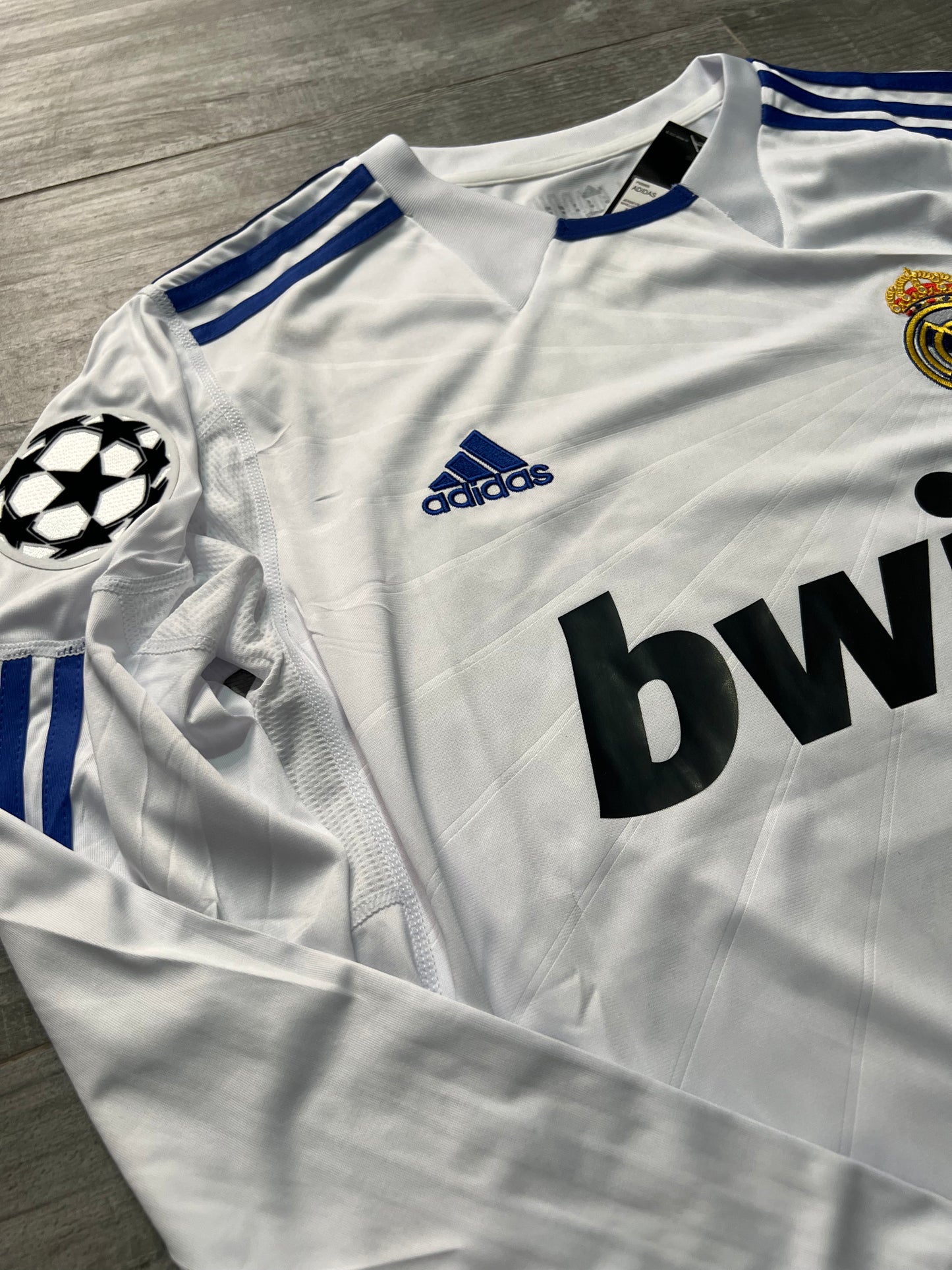 2010-11 - REAL MADRID ACASĂ | RETRO