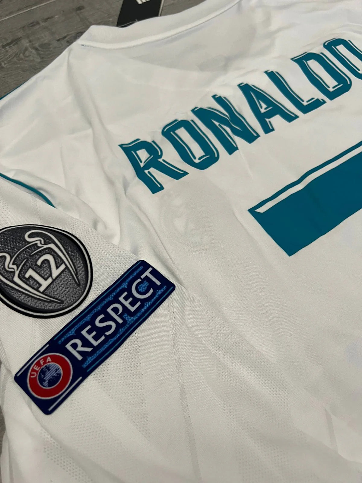 2017-18 – REAL MADRID HOME LANGARM | RETRO