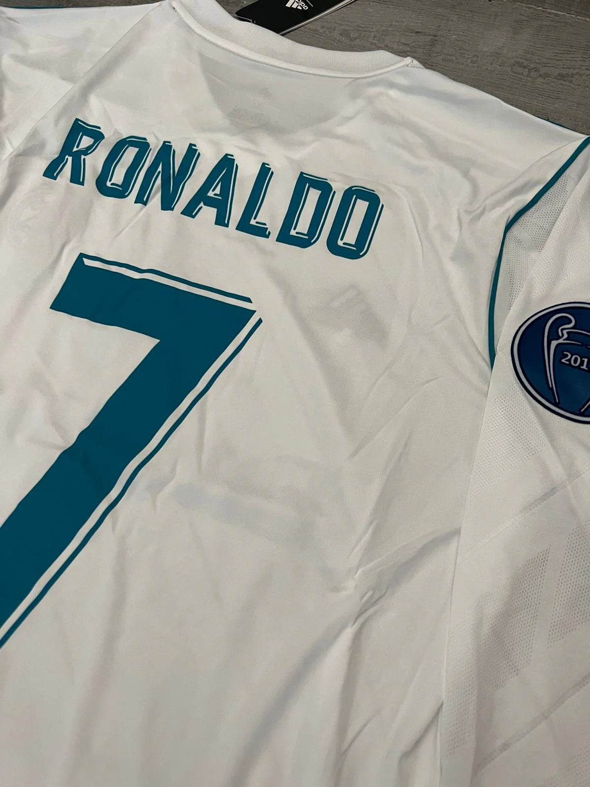 2017-18 – REAL MADRID HOME LANGARM | RETRO