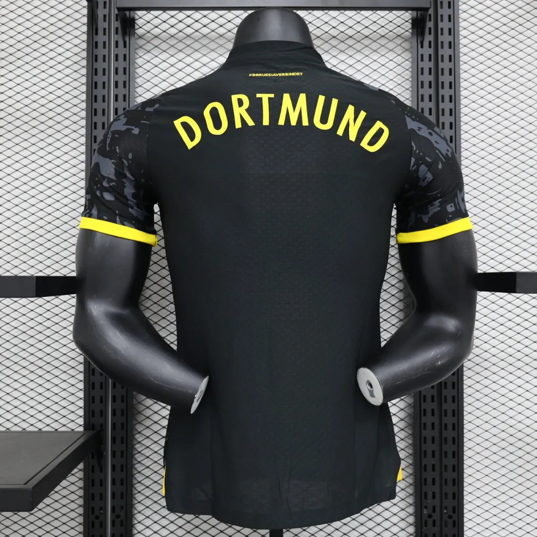 2023-24 - BORUSSIA DORTMUND PRYČ | VERZE PŘEHRÁVAČE