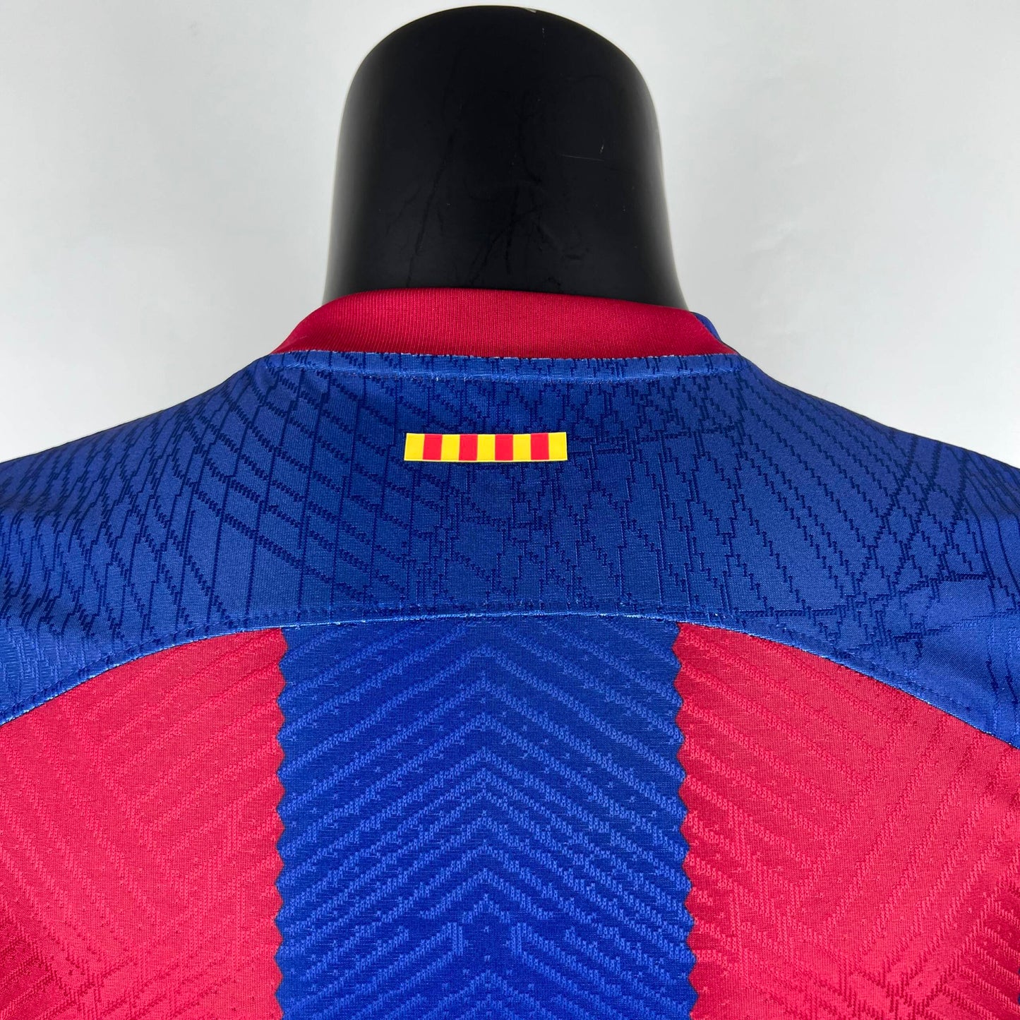 2023-24 - BARCELONA HOME | VERZE PŘEHRÁVAČE