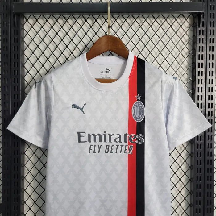 ENFANTS - 2023-24 - MILAN EXTÉRIEUR | MAILLOT + COURT