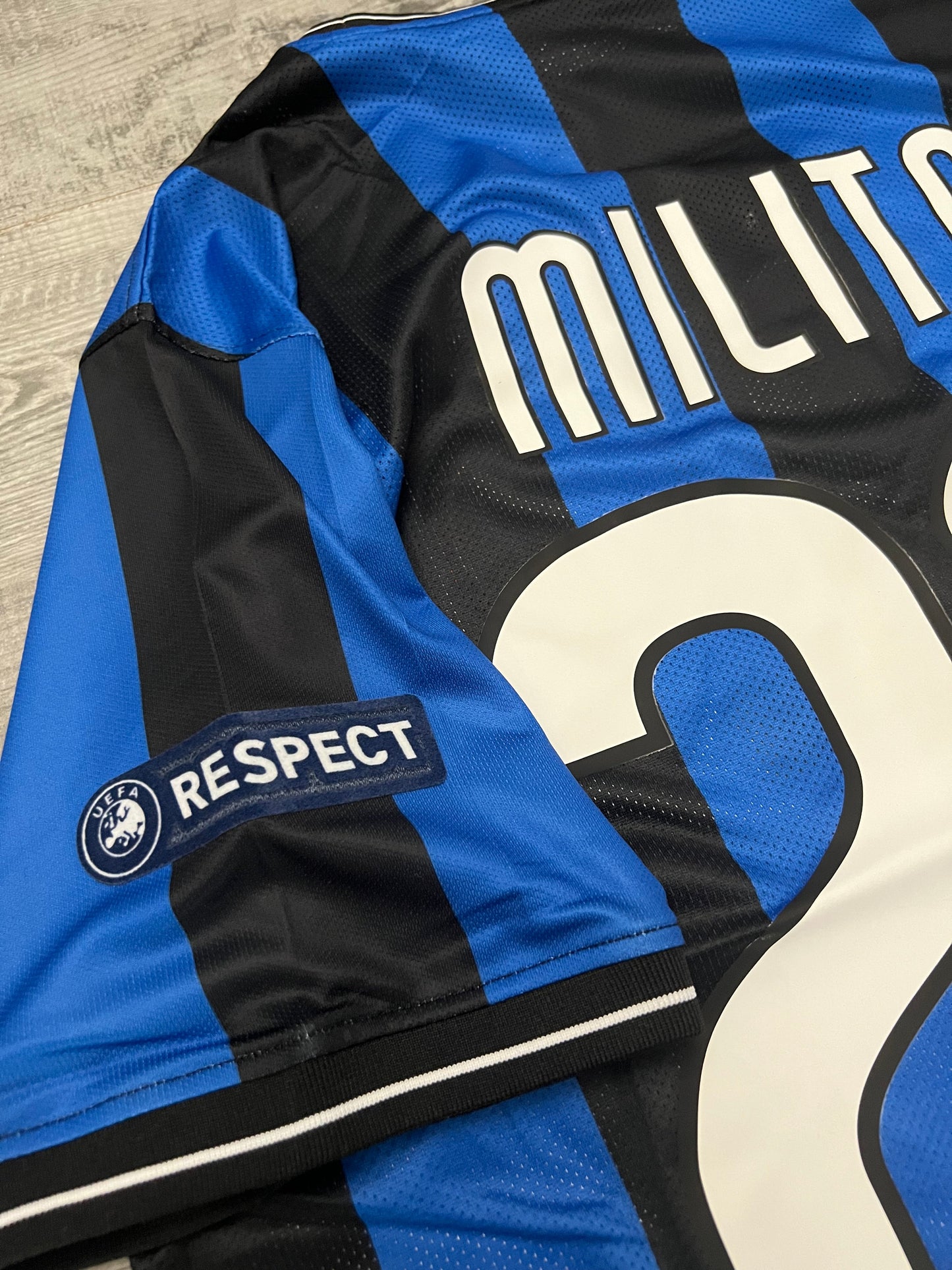 2009-10 INTER DE MILÁN <tc>LOCAL</tc> | RETRO