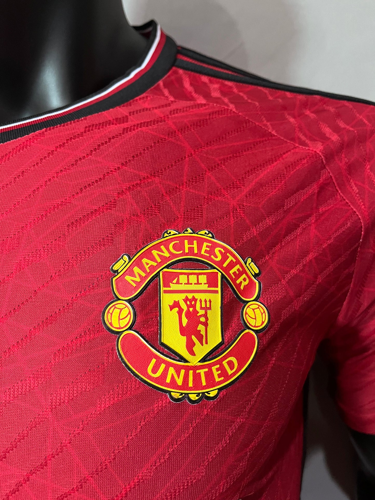 2023-24 - MANCHESTER UNITED ACASA | VERSIUNEA PLAYER